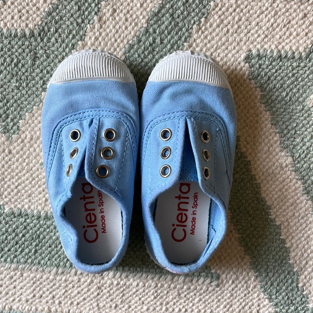 Blue Cienta slip-on shoes
